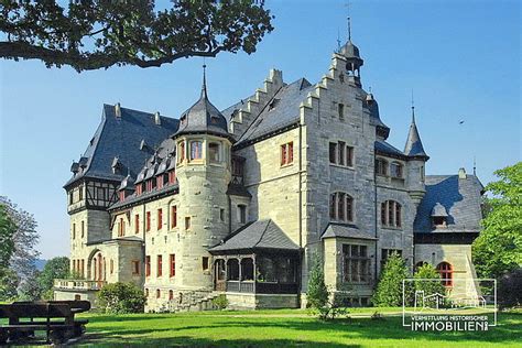 Historische Immobilien zum Verkauf: Schloss Baden